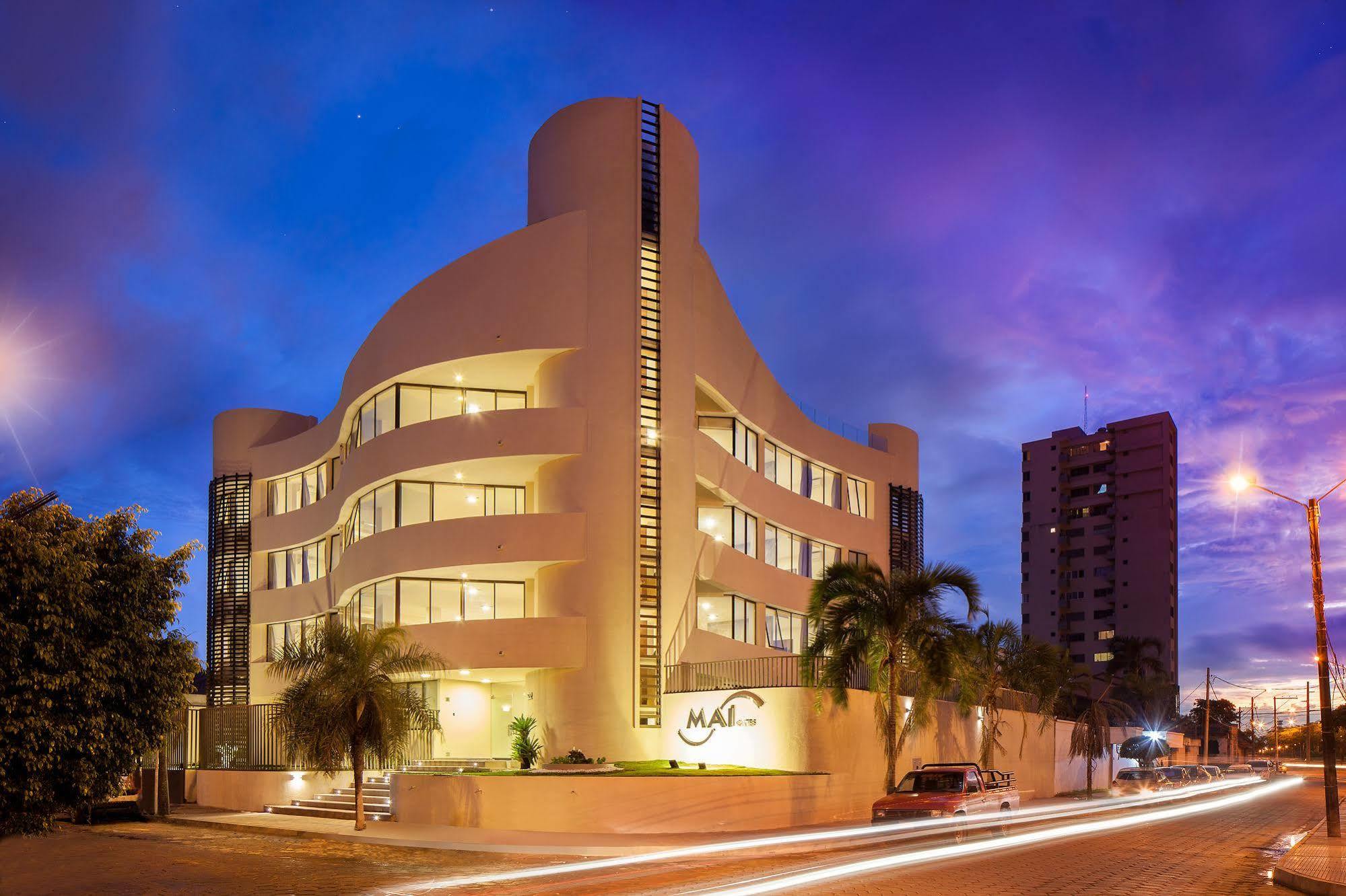 Mai Suites Apart Hotel Santa Cruz de La Sierra Exterior photo
